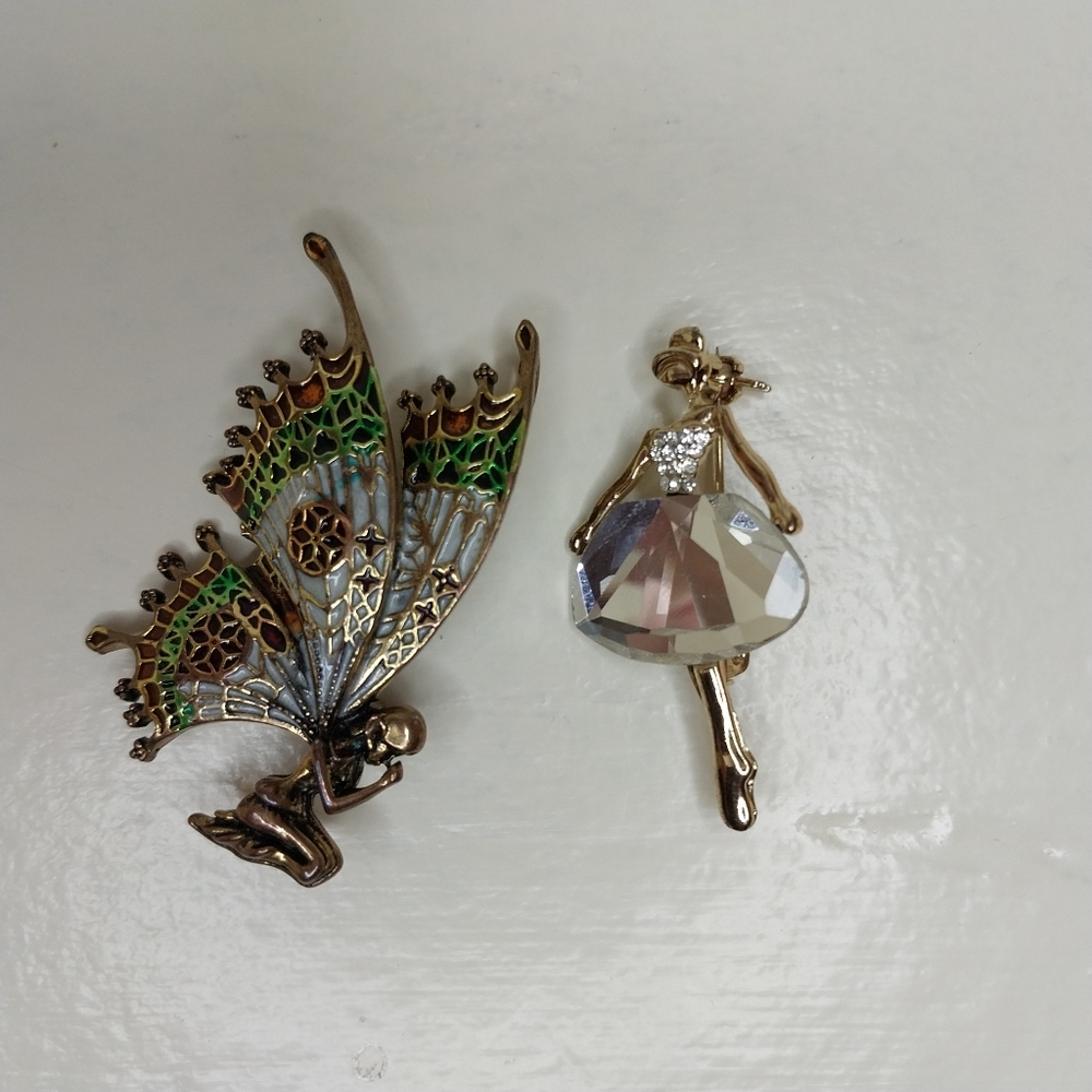 Women Pins Set. Butter Fly. Ballerina. Gold, Bronce,Green,Brown, White.